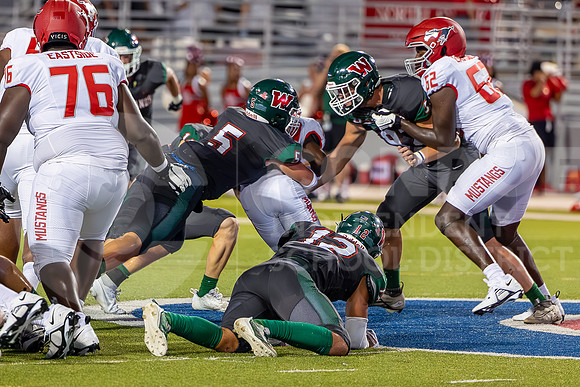 230825 North Shore vs TWHS Football - Taryn Farnsworth-102