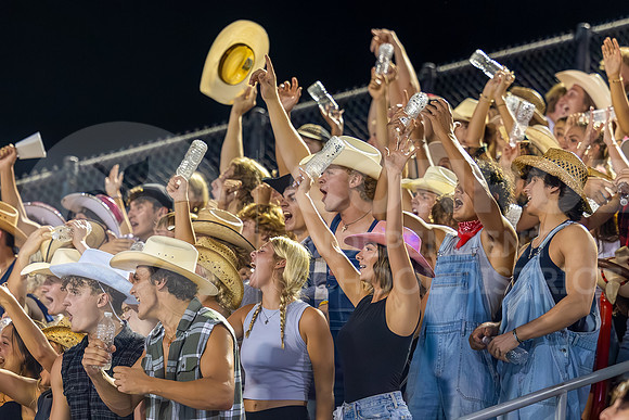 230825 North Shore vs TWHS Football - Taryn Farnsworth-104