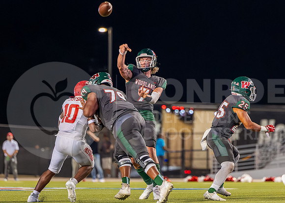 230825 North Shore vs TWHS Football - Taryn Farnsworth-154
