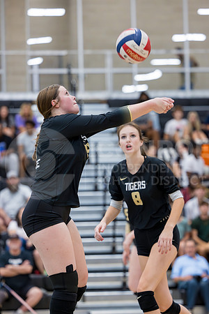 230901 TWHS vs CHS Volleyball-25