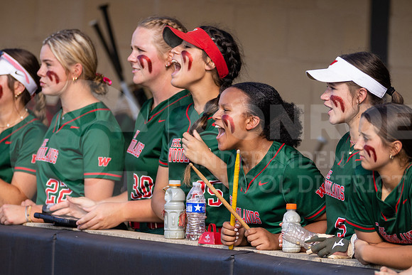 042723 TWHS vs MacArthur Softball-52