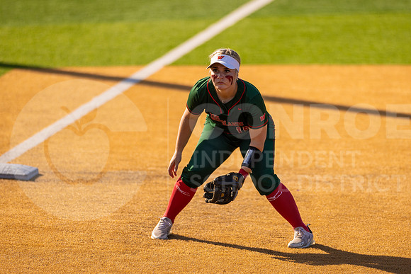 042723 TWHS vs MacArthur Softball-77