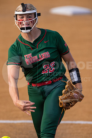 042723 TWHS vs MacArthur Softball-43