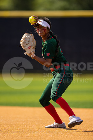 042723 TWHS vs MacArthur Softball-15