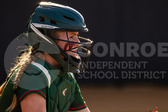 042723 TWHS vs MacArthur Softball-82