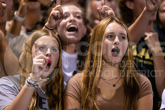 230825 Katy Paetow vs CHS31