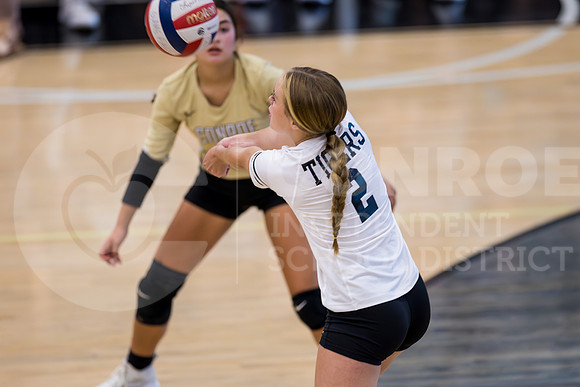 230822 CCHS vs CHS Volleyball-13