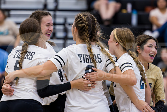 230822 CCHS vs CHS Volleyball-36
