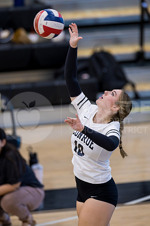 230822 CCHS vs CHS Volleyball-16