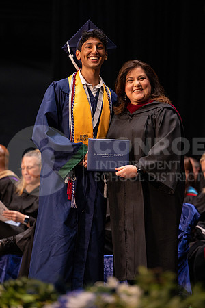 051823_CPHS_Graduation-163