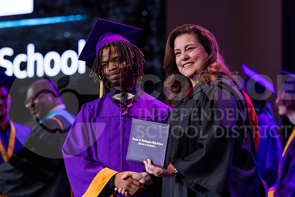 WHS5212022-41