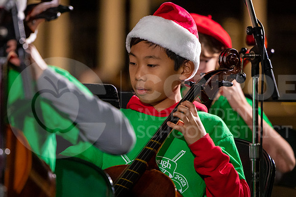 120222 Holly Jolly Jingle-26