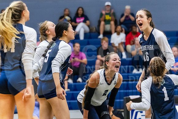 2309926 GOHS vs CPHS VB - Caroline Rodriguez-16