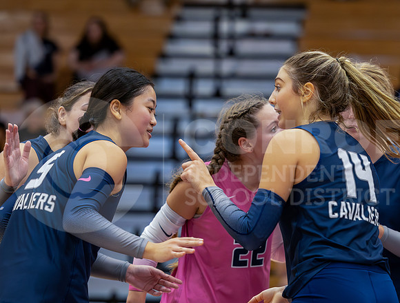 230822 CPHS vs GOHS Volleyball - Ralph Tallent-74