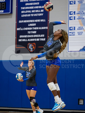 230822 CPHS vs GOHS Volleyball - Ralph Tallent-12