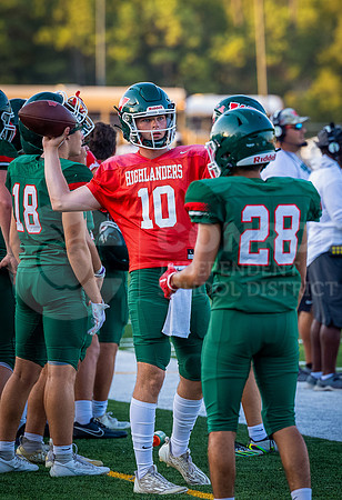 230818 Football TWHS vs Atascocita - Taryn Farnsworth-19