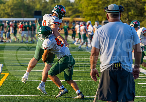 230818 Football TWHS vs Atascocita - Taryn Farnsworth-13