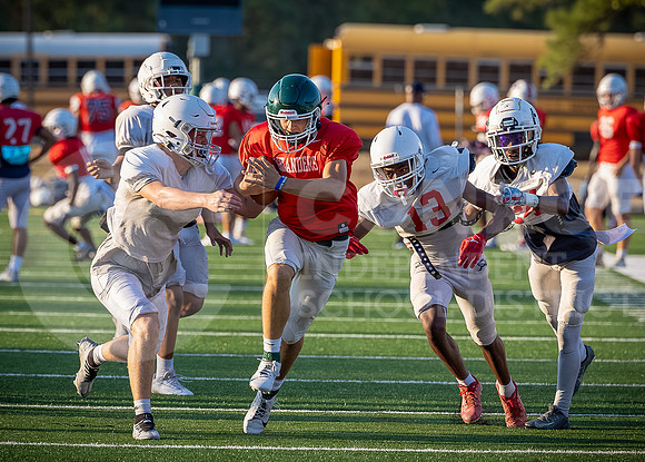230818 Football TWHS vs Atascocita - Taryn Farnsworth-9