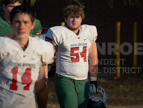 230818 Football TWHS vs Atascocita - Taryn Farnsworth-1