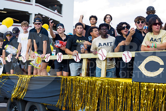 230906 CHS Homecoming Parade - Samantha Schneider-28