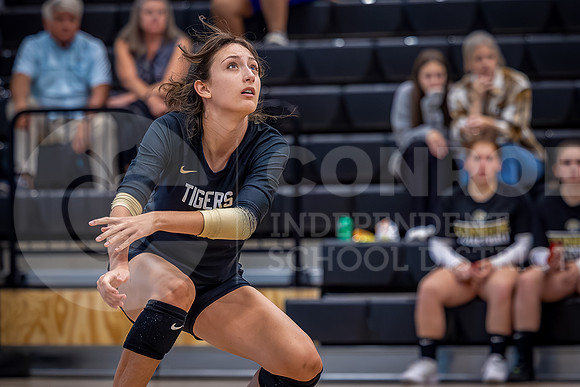 230901 Volleyball TWHS vs Conroe - Taryn Farnsworth-53