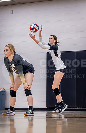 230901 Volleyball TWHS vs Conroe - Taryn Farnsworth-28