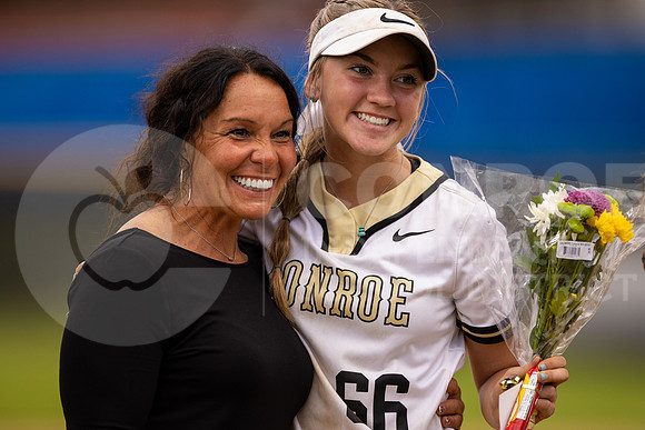040423 TWHS vs CHS Softball-5