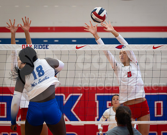 230822 TWHS vs ORHS Volleyball - Taryn Farsnworth-46