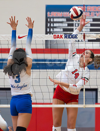 230822 TWHS vs ORHS Volleyball - Taryn Farsnworth-28