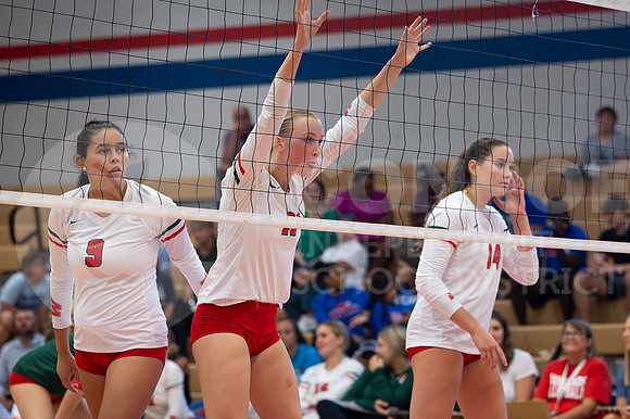 230822 TWHS vs ORHS Volleyball - Taryn Farsnworth-45