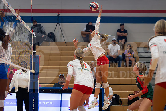 230822 TWHS vs ORHS Volleyball - Taryn Farsnworth-36
