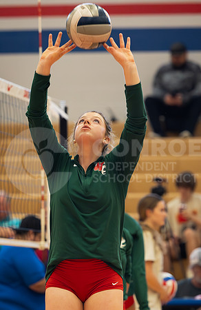 230822 TWHS vs ORHS Volleyball - Taryn Farsnworth-14