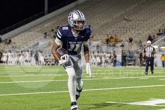 251114 Eisenhower vs College Park-40