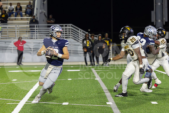 251114 Eisenhower vs College Park-57