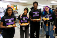 251118 Washington Thanksgiving Meal-17