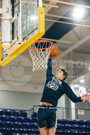 252802 CPHS vs Horn Boys Basketball - Jia Esparza-17