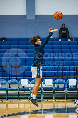 251120 College Park vs C.E. Basketball - Louis Plantenga-2
