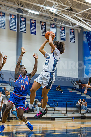 251120 College Park vs C.E. Basketball - Louis Plantenga-7