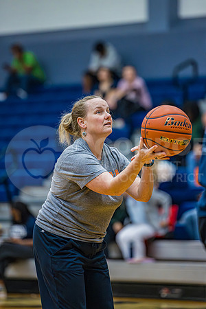 251120 College Park vs C.E. Basketball - Louis Plantenga-31