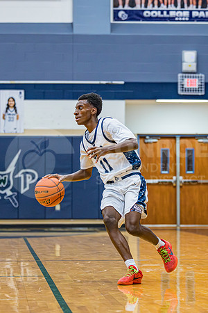 251120 College Park vs C.E. Basketball - Louis Plantenga-38