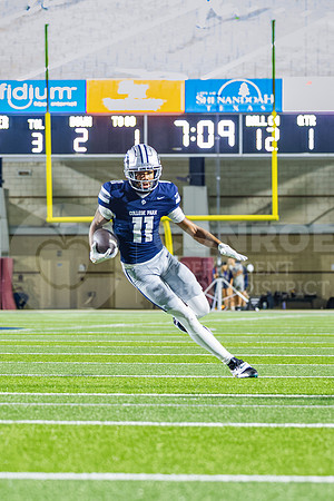 251114 Football Playoff Eisenhower VS. College Park - Landen Allen-17