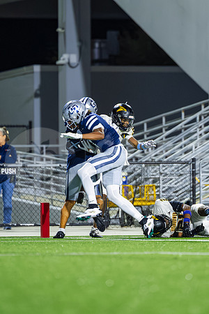 251114 Football Playoff Eisenhower VS. College Park - Landen Allen-25