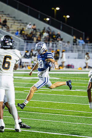 251114 Football Playoff Eisenhower VS. College Park - Landen Allen-26