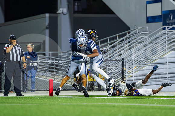251114 Football Playoff Eisenhower VS. College Park - Landen Allen-24