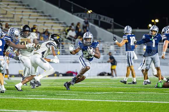 251114 Football Playoff Eisenhower VS. College Park - Landen Allen-28