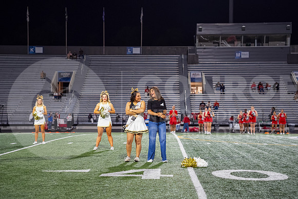 251107 Cleveland vs Conroe football - Natalya Chicas-9