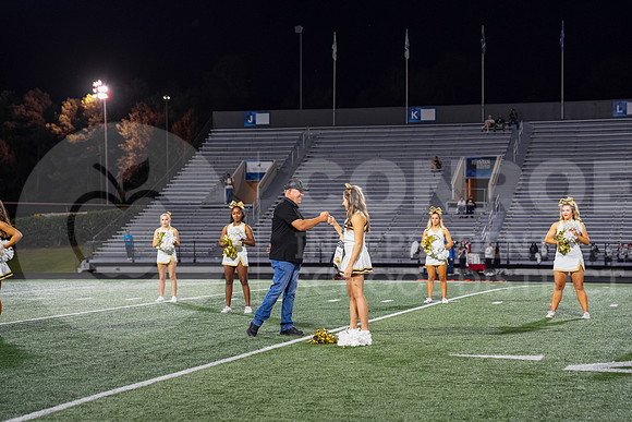 251107 Cleveland vs Conroe football - Natalya Chicas-8