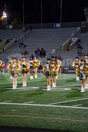 251107 Cleveland vs Conroe football - Natalya Chicas-21