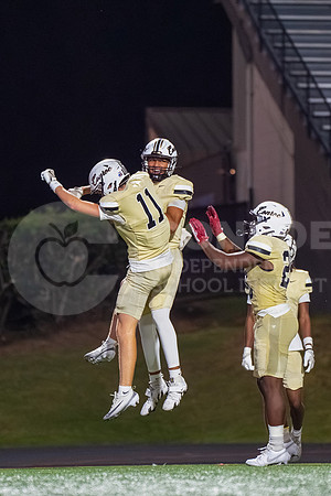 251107 Cleveland vs Conroe football - Natalya Chicas-58
