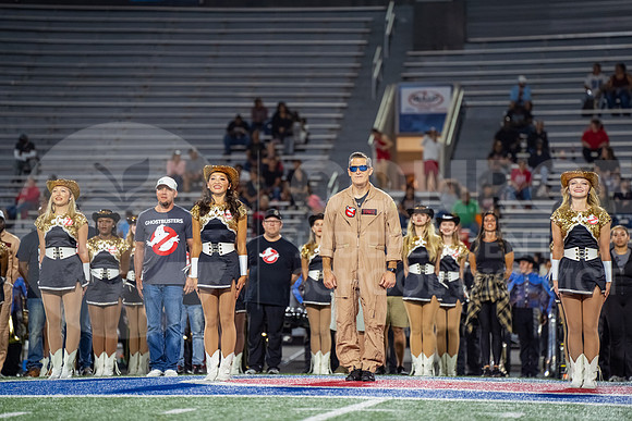251107 Cleveland vs Conroe football - Natalya Chicas-61